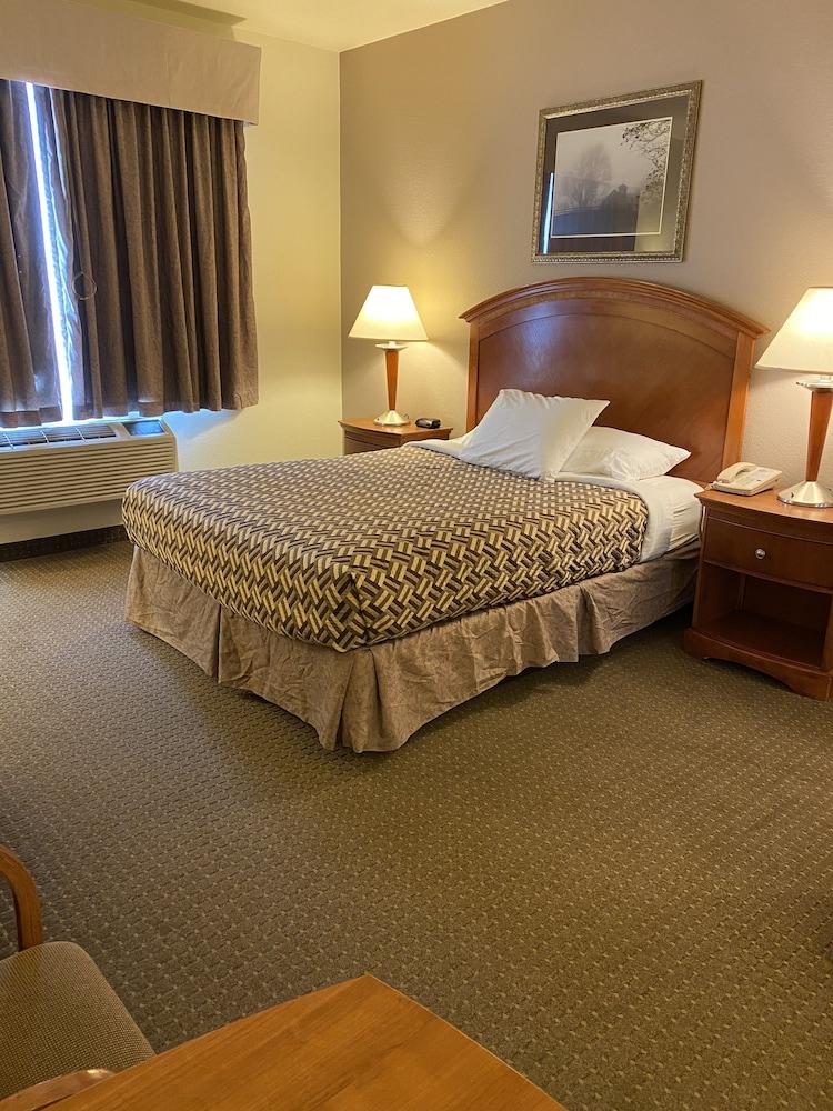 A Riverside Inn Travelodge By Wyndham Fairplay Esterno foto