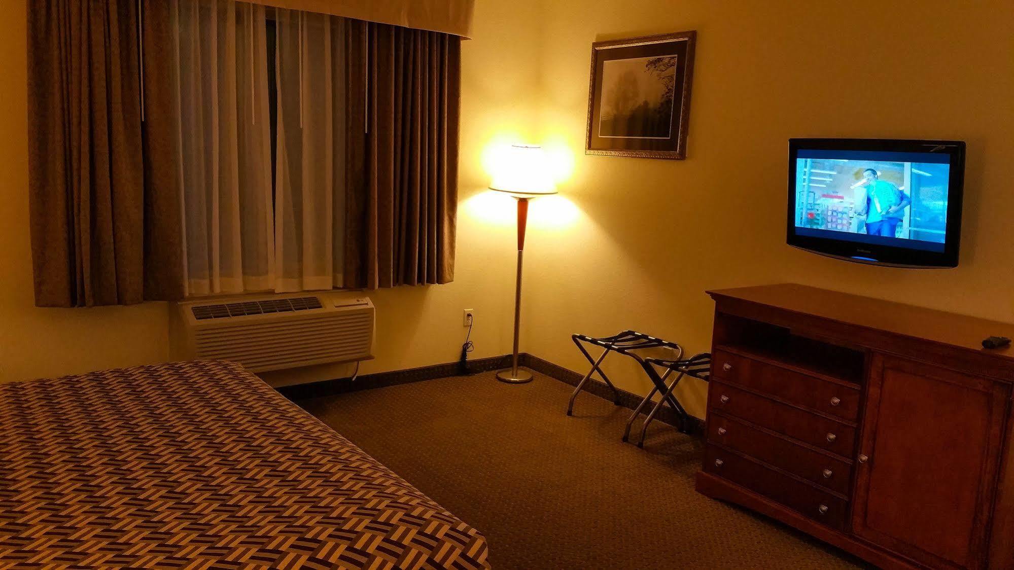 A Riverside Inn Travelodge By Wyndham Fairplay Esterno foto